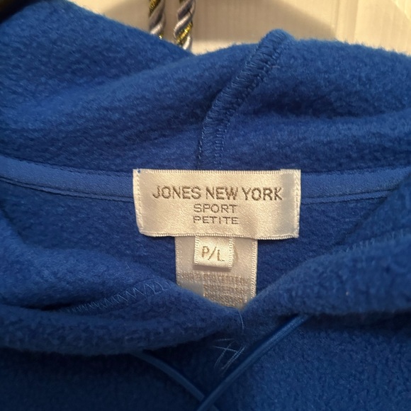 Jones New York Pullover - Picture 2 of 3